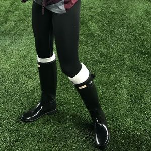 shiny hunter boots